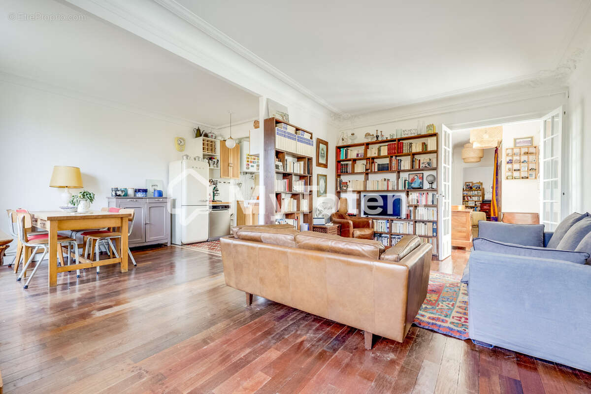 Appartement à PARIS-11E