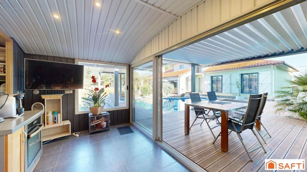 Maison 190 m² à Labarthe-Inard  - photo 5
