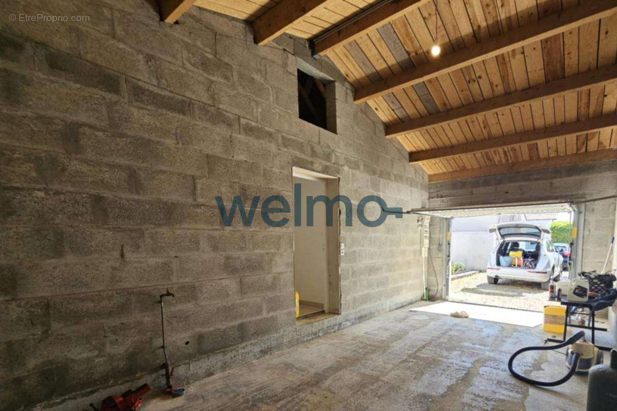 Maison à SAINT-CHRISTOPHE