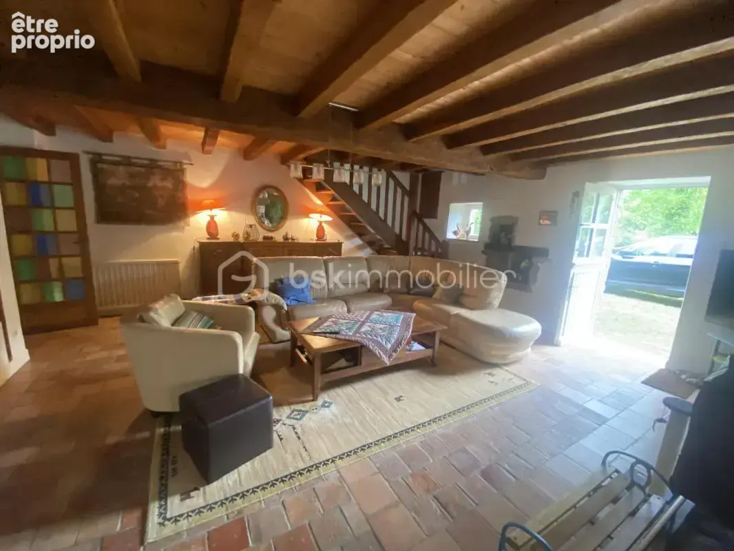 Maison en pierre avec charme de l'ancien – 145 m² habitables – Secteur de St Lyphard situé plus proche du bourg de La Madeleine  - photo 4