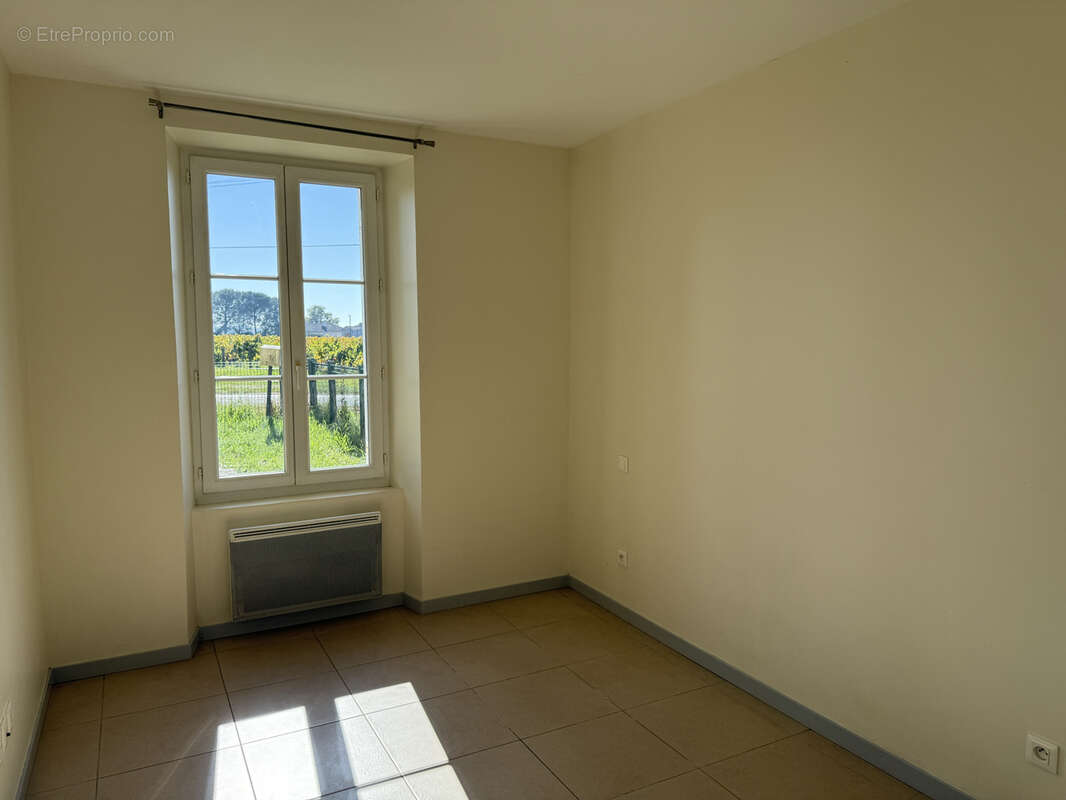 Maison à SAINT-SULPICE-DE-FALEYRENS