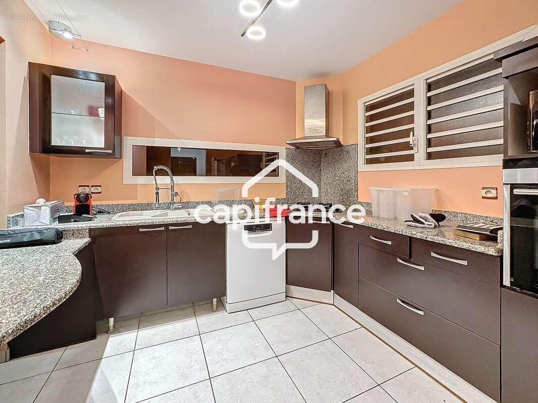 Le gosier – dampierre  villa 5 pièces de 147 m² avec piscine - photo 10