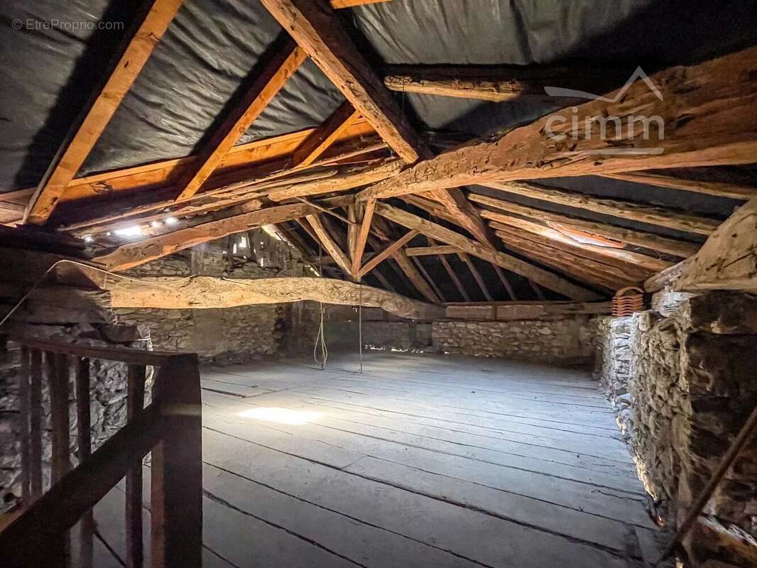 Appartement à LE TOUVET