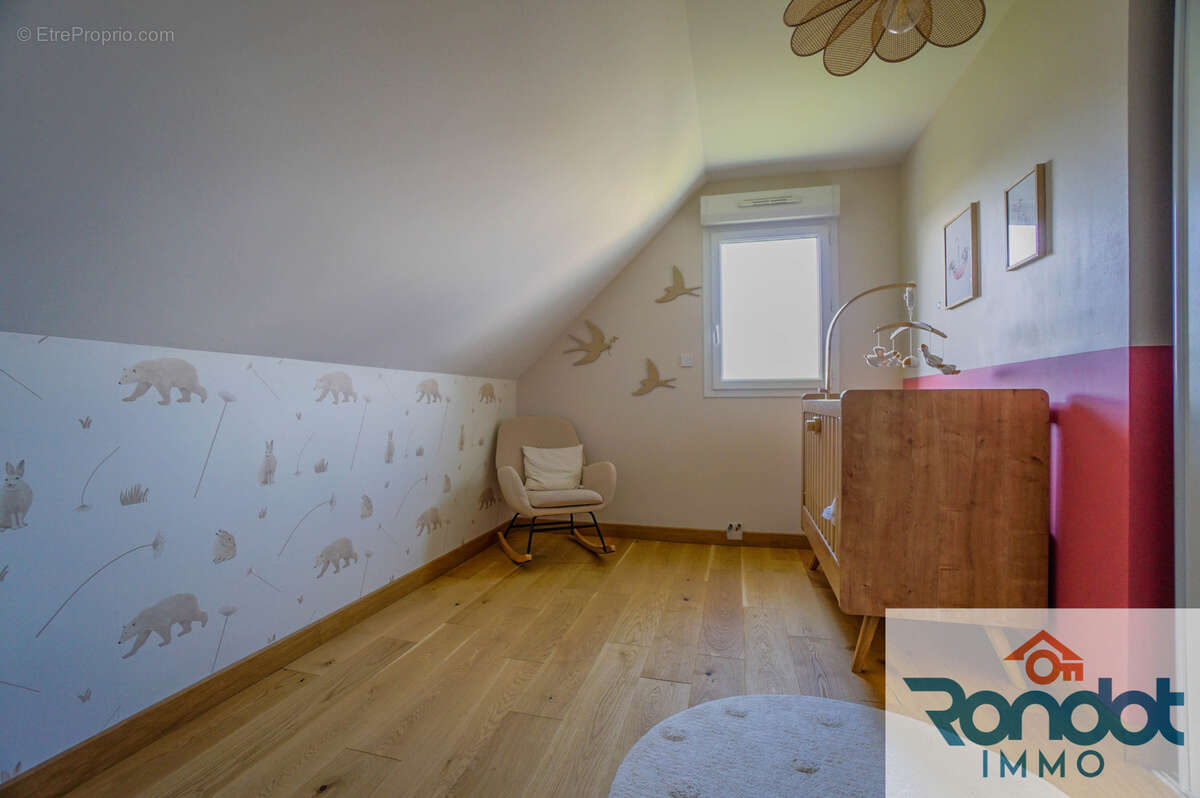 Maison à NORGES-LA-VILLE