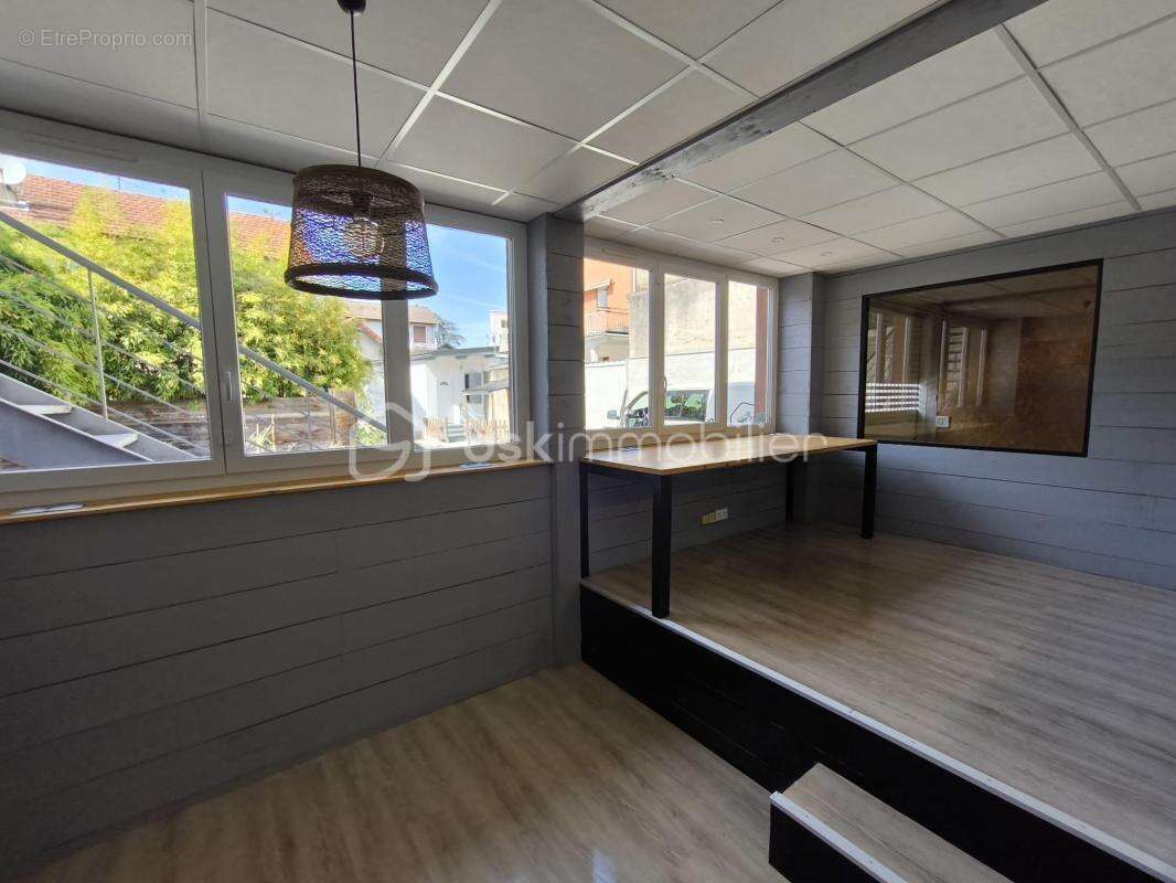  à vendre – local professionnel 145 m² – aix-les-bains quartier liberté - photo 4