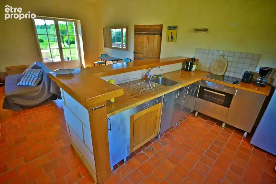 Propriété de caractère 2 maisons et grandes dépendances - photo 7