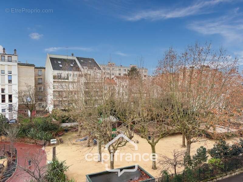 Appartement à LA GARENNE-COLOMBES