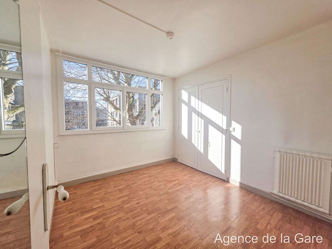 Appartement à MAISONS-LAFFITTE