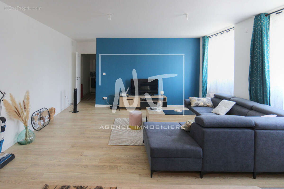 Appartement à TRELAZE