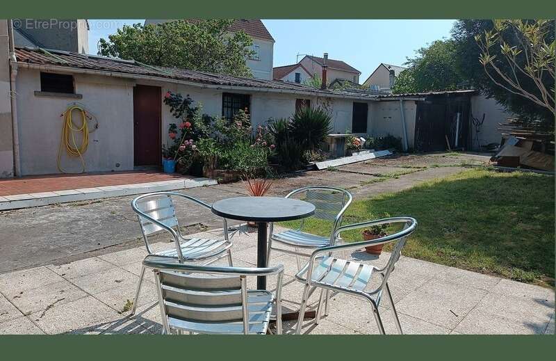 Maison à GARGES-LES-GONESSE