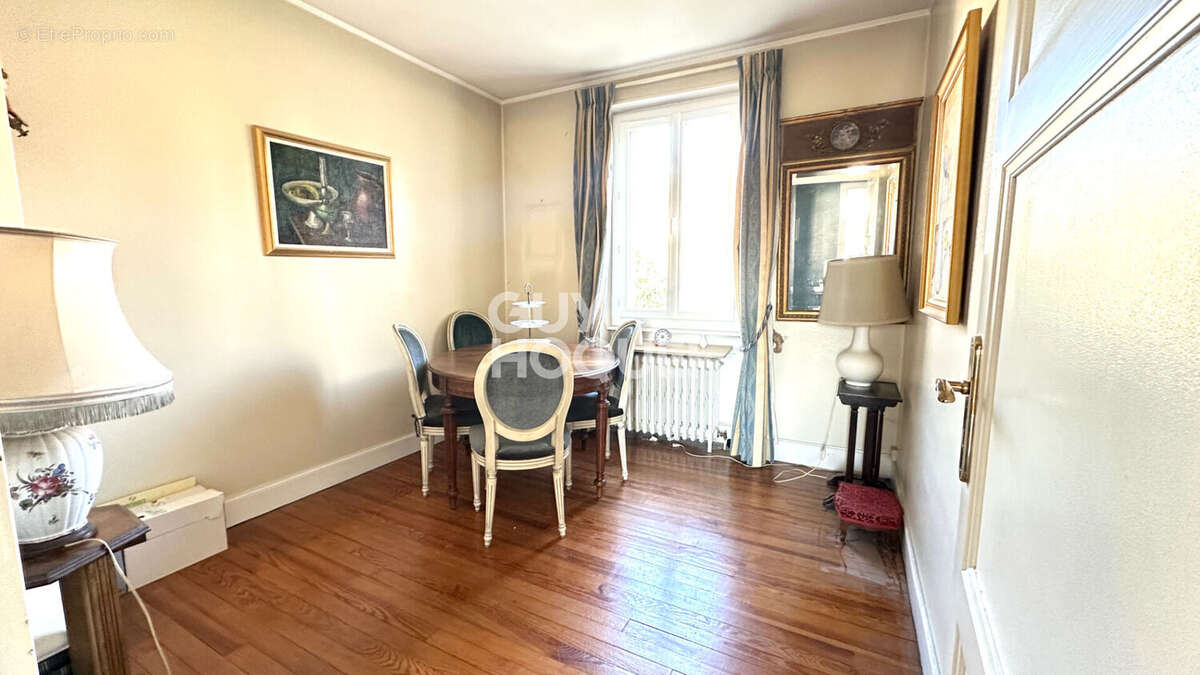 Maison à CLERMONT-FERRAND