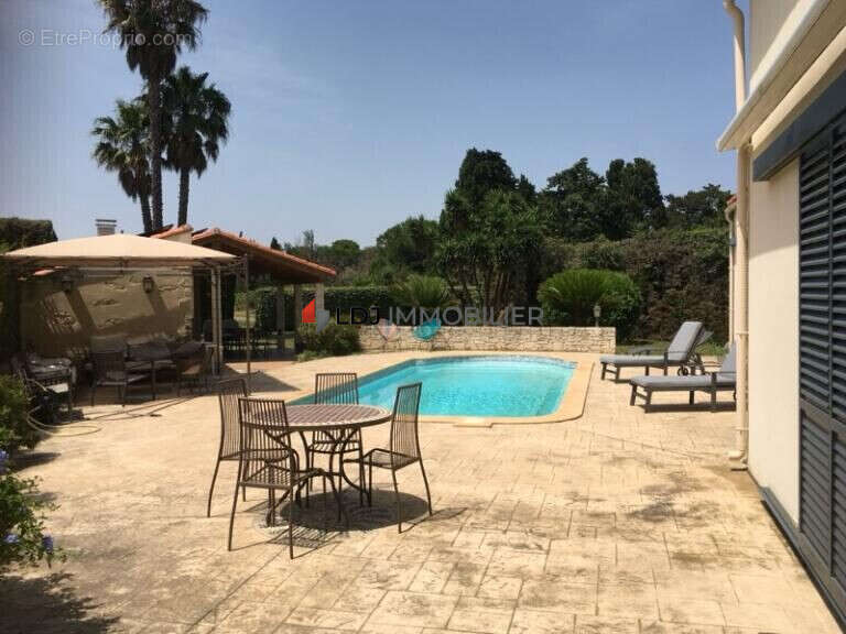 Maison à LATOUR-BAS-ELNE