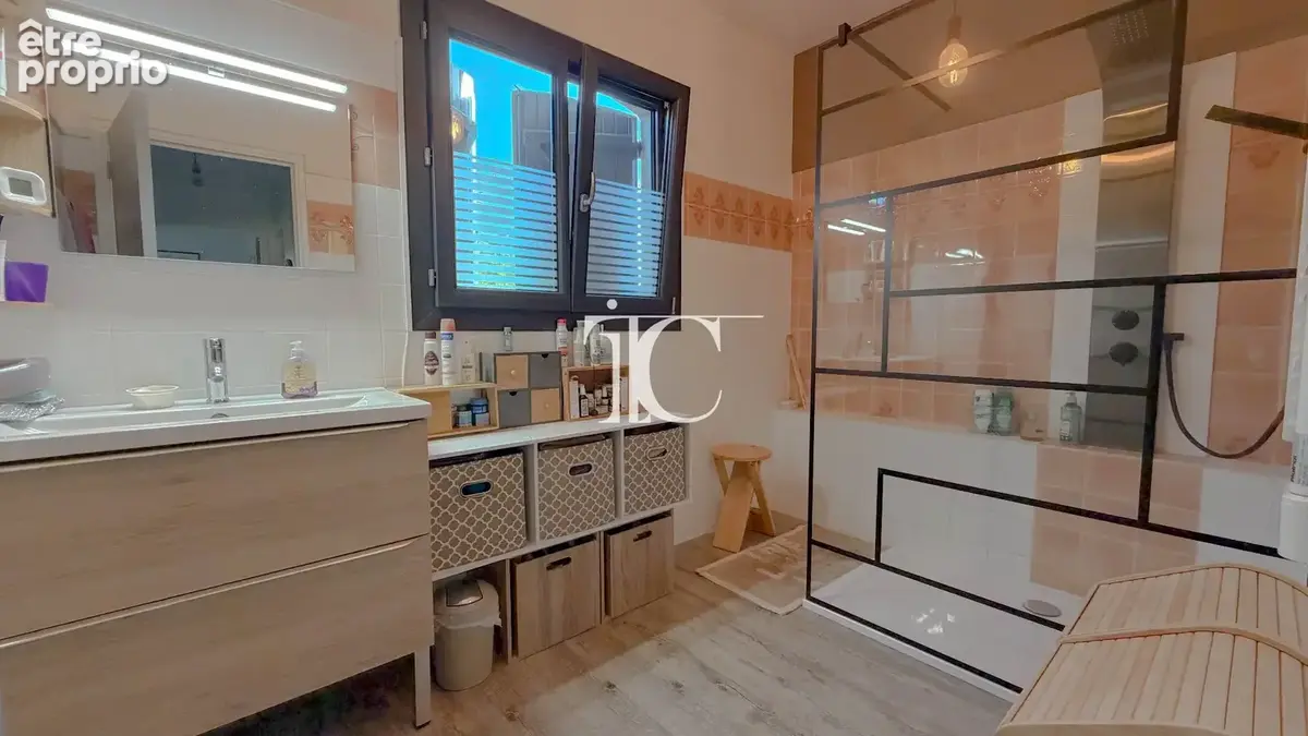 Maison 4 chambres 155m² habitable 800m² de terrain - photo 11