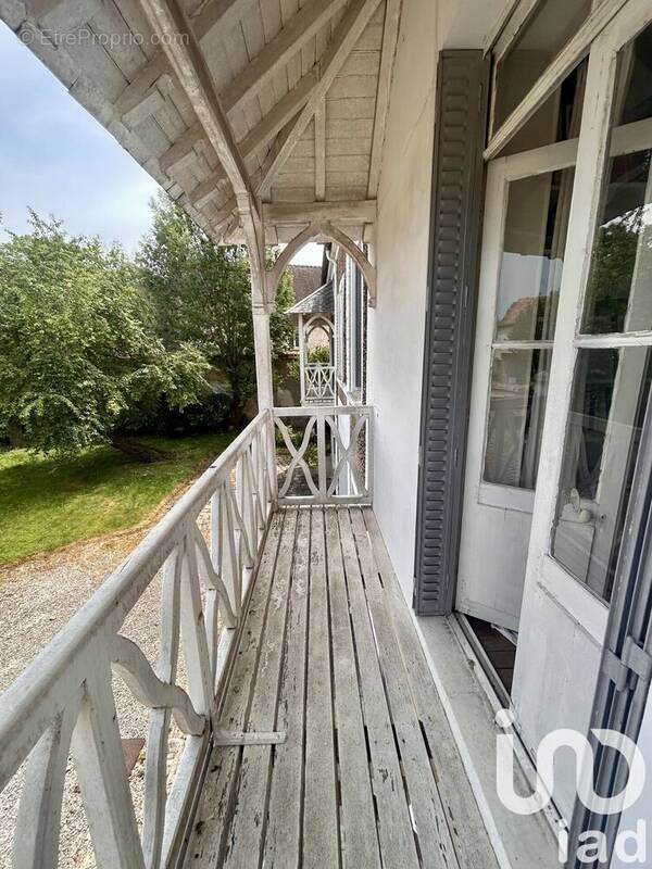 Photo 1 - Maison à URY