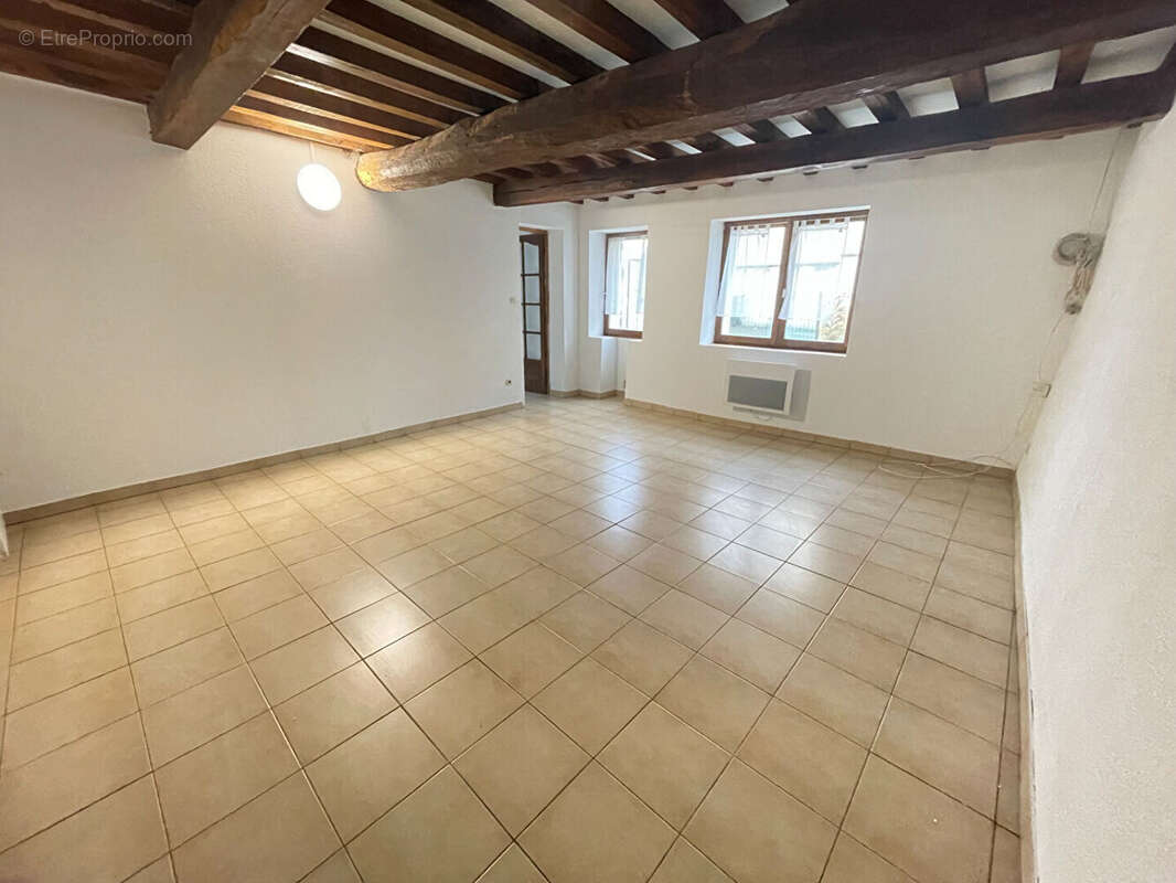 Maison à NANTEUIL-LES-MEAUX