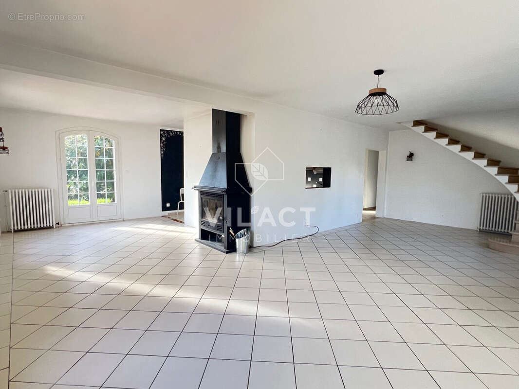 Maison à SAINTE-COLOMBE