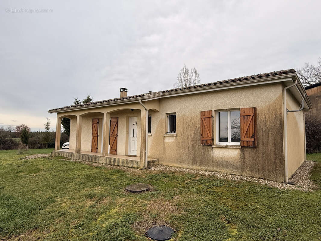 Maison à MONTIGNAC-DE-LAUZUN