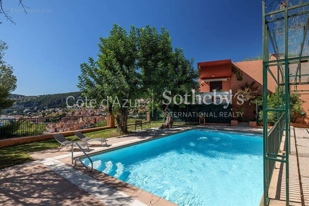 Appartement à VILLEFRANCHE-SUR-MER