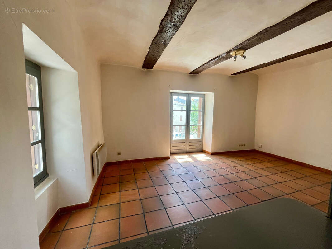 Appartement à GANGES