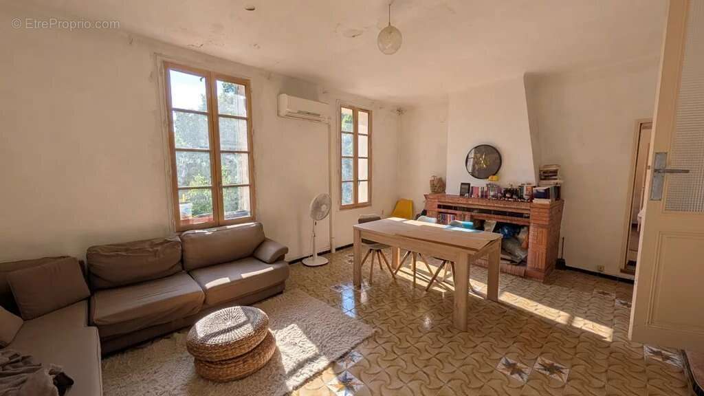 Appartement à MONTFORT-SUR-ARGENS