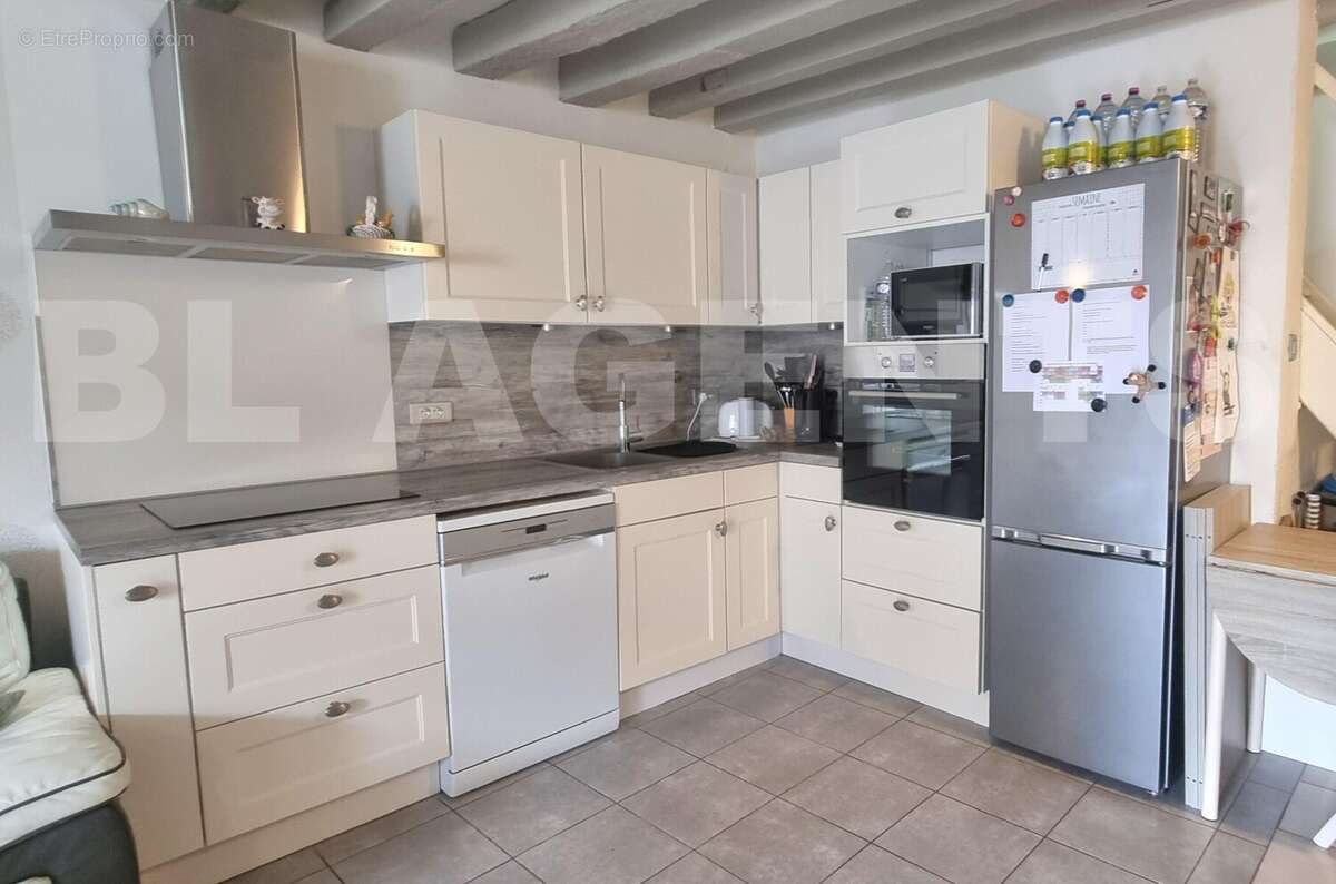 20250913_142051[1] - Maison à QUINCY-VOISINS