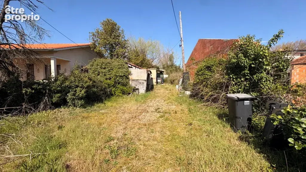 Terrain à MERIGNAC