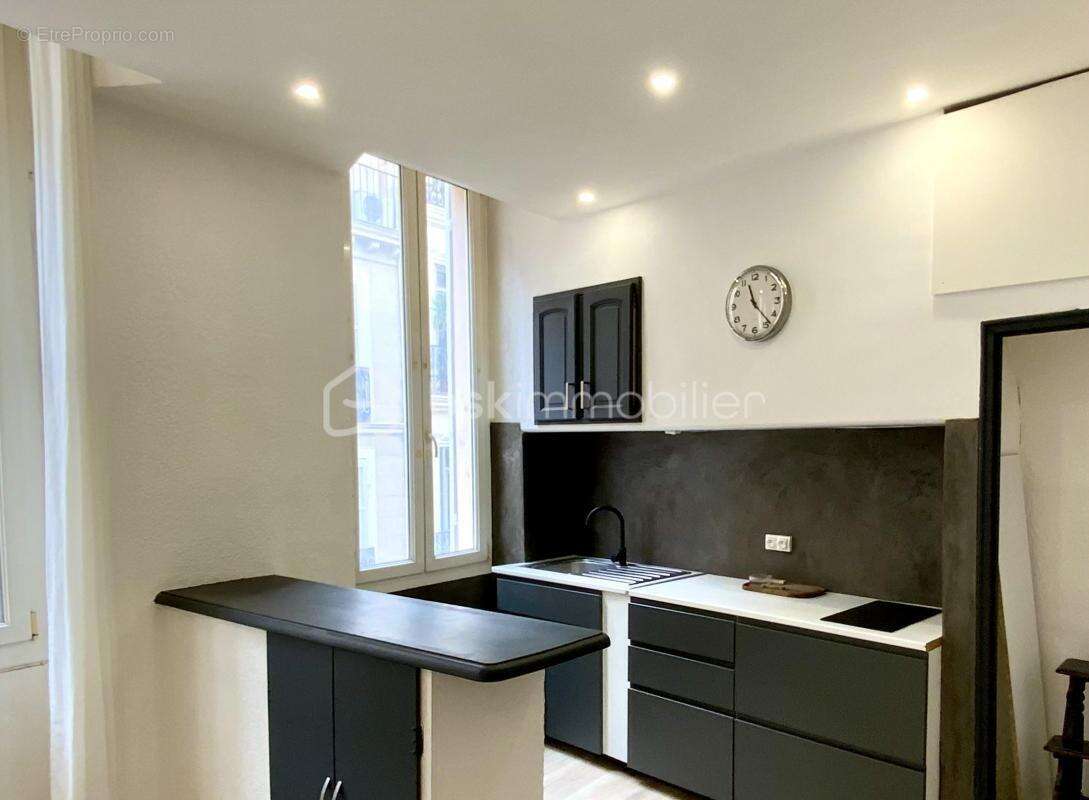 Appartement à MARSEILLE-6E