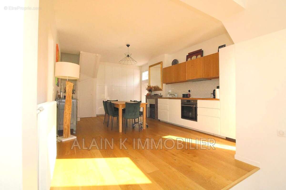 Maison à VELIZY-VILLACOUBLAY