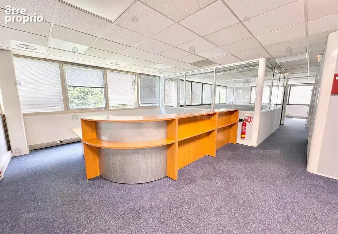 Commerce 735 m² à vendre à Bois-Guillaume (76230) - photo 4