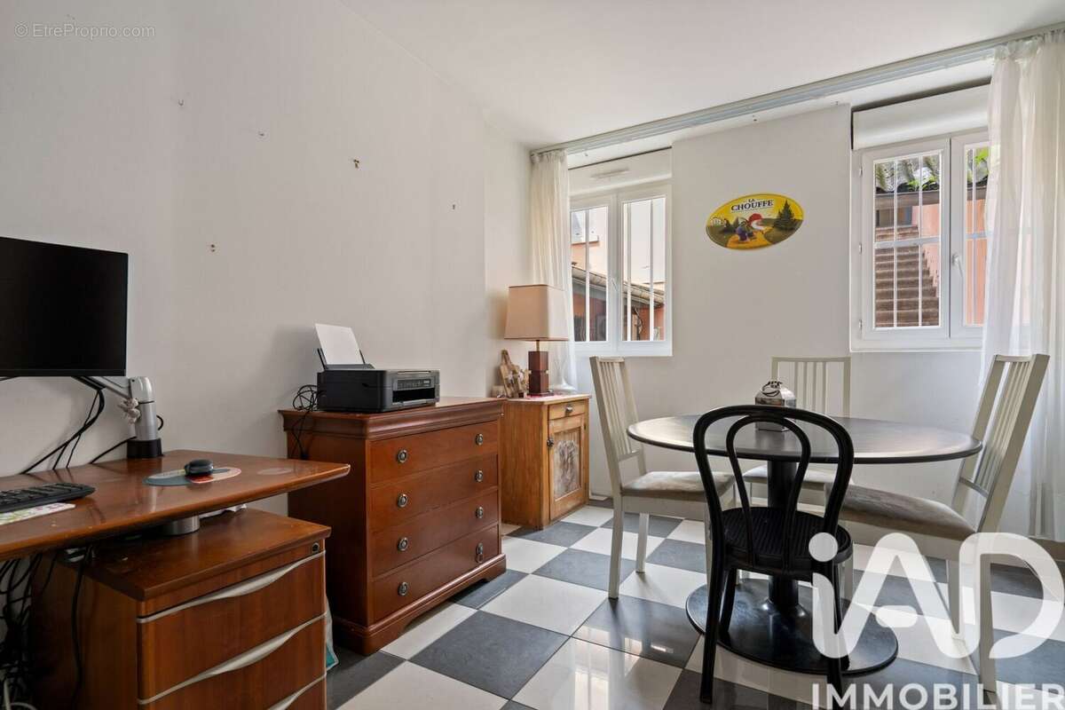 Photo 5 - Appartement à VILLEURBANNE