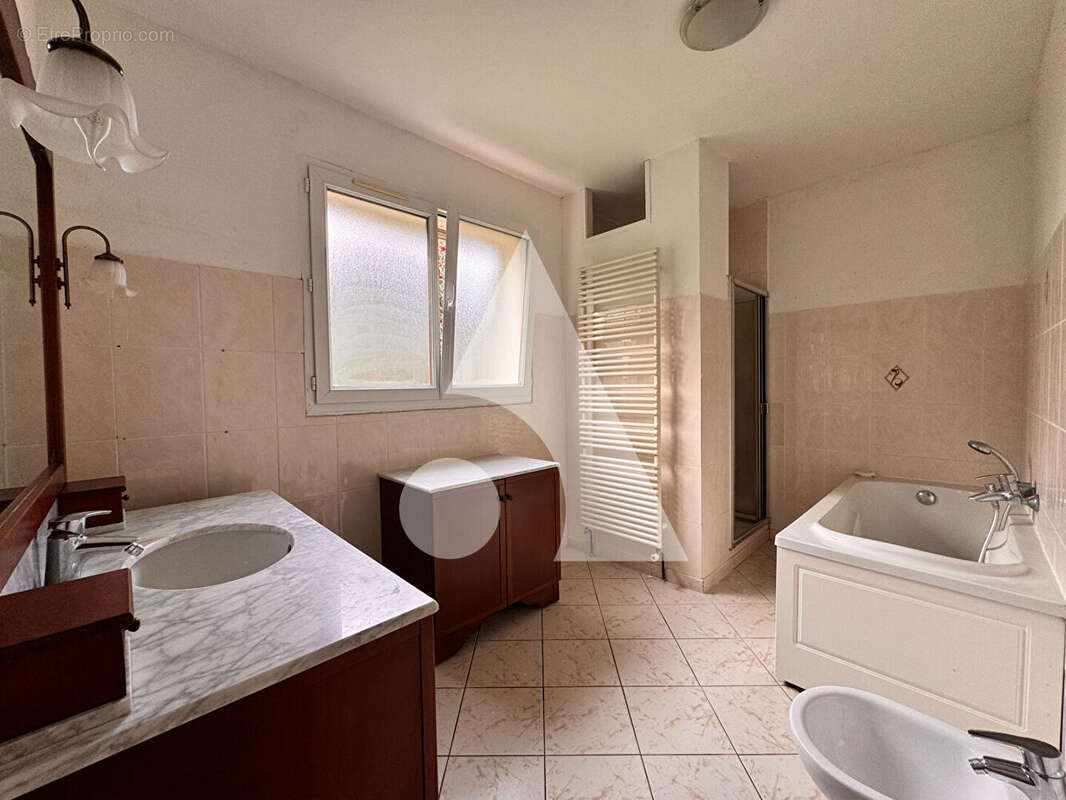 Maison à QUIERY-LA-MOTTE