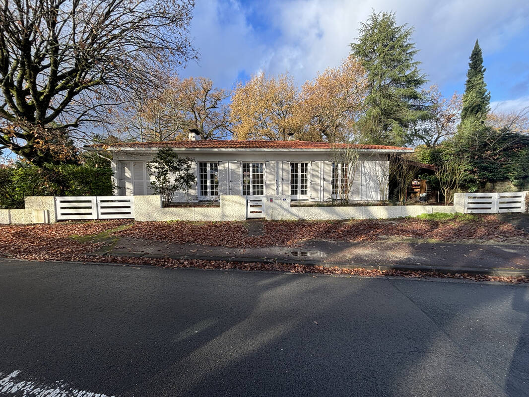 Maison à MERIGNAC