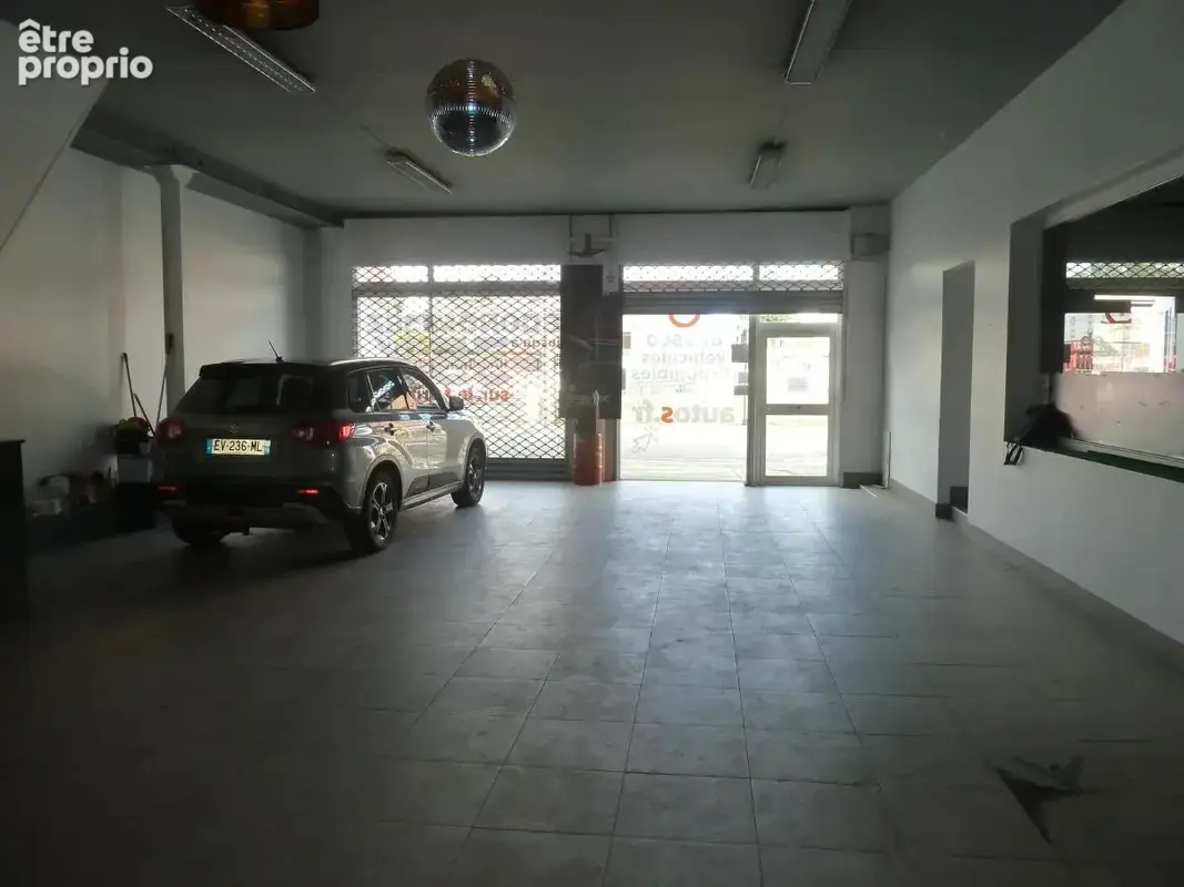 Commerce 1 100 m² à vendre à Caudry (59540) - photo 2