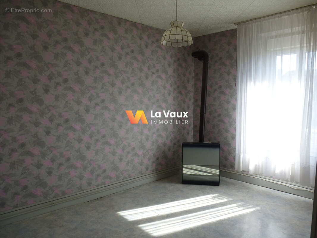 Maison à JARVILLE-LA-MALGRANGE