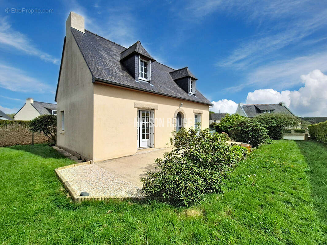 Maison à LANVALLAY