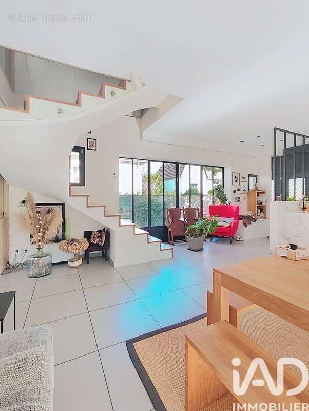 Photo 7 - Maison à CARRIERES-SUR-SEINE
