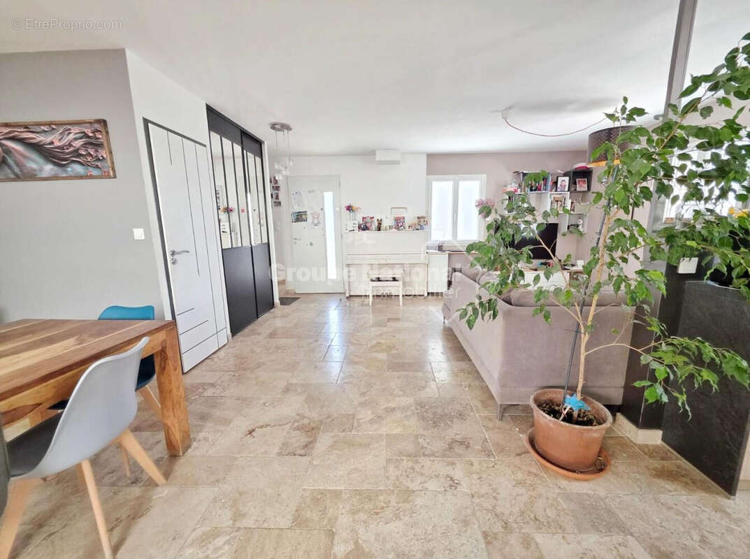 Maison à MIRAMAS