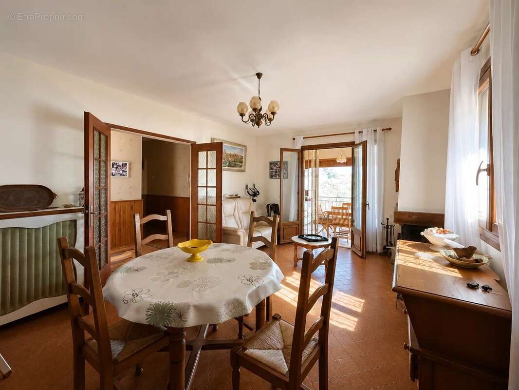Maison à ROQUEBRUNE-CAP-MARTIN