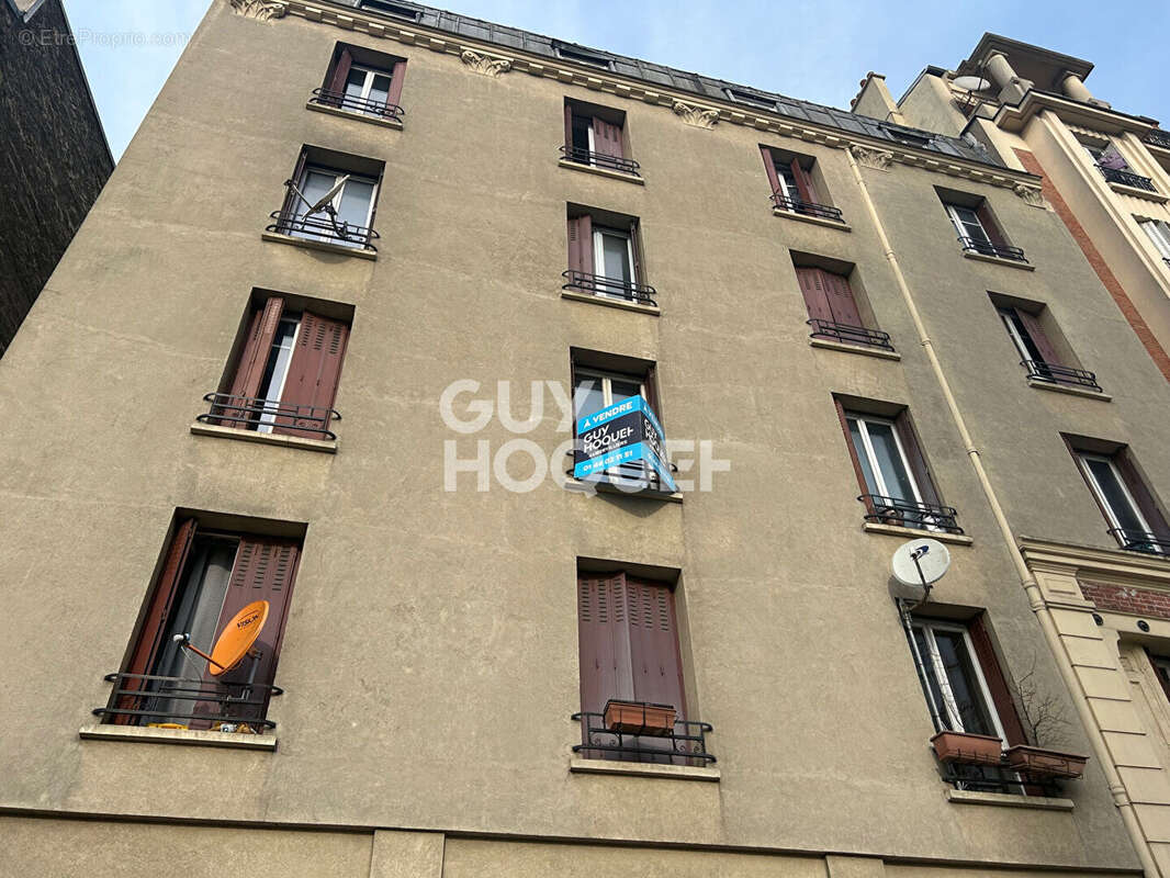 Appartement à AUBERVILLIERS