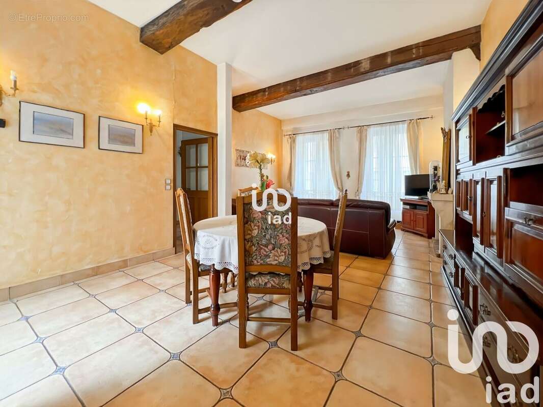 Photo 5 - Maison à VILLENEUVE-SUR-YONNE