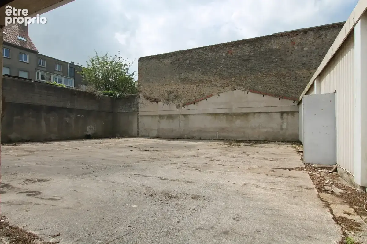 local commercial de 550 m2 avec 500 m2 de cour BOULOGNE SUR MER - photo 10