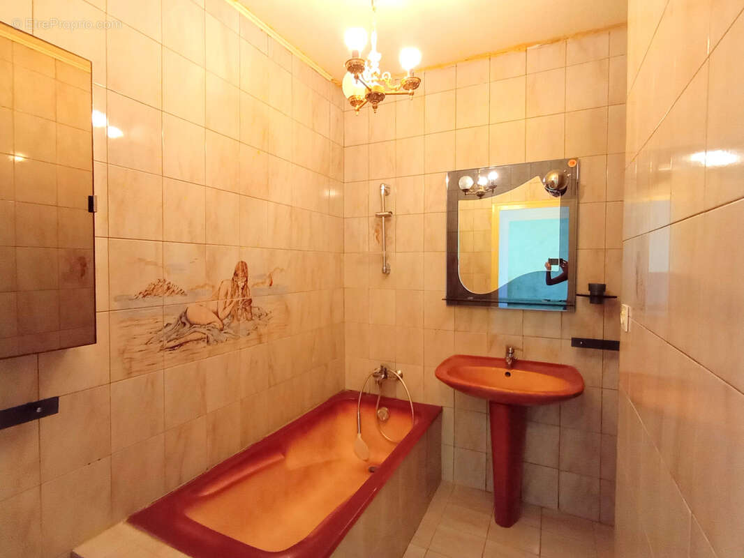 Appartement à SAINT-ETIENNE