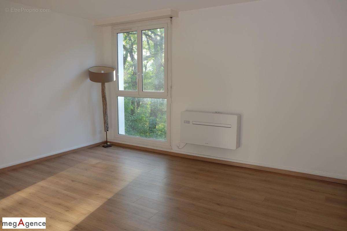 Appartement à MALEMORT-SUR-CORREZE
