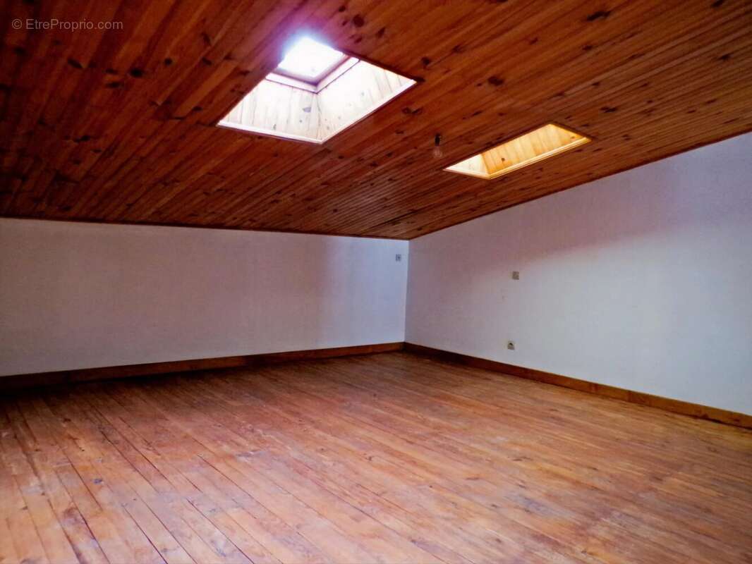 maison de village en pierre - photo 10