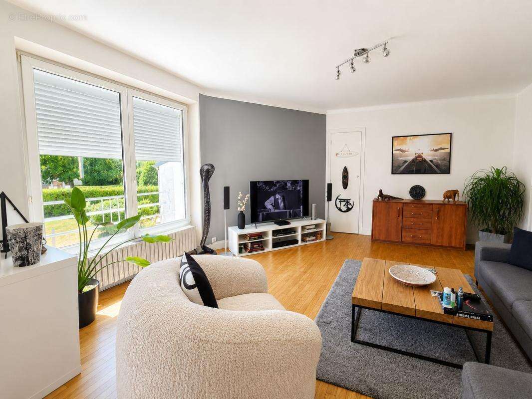 Appartement T4 dalle béton - photo 8