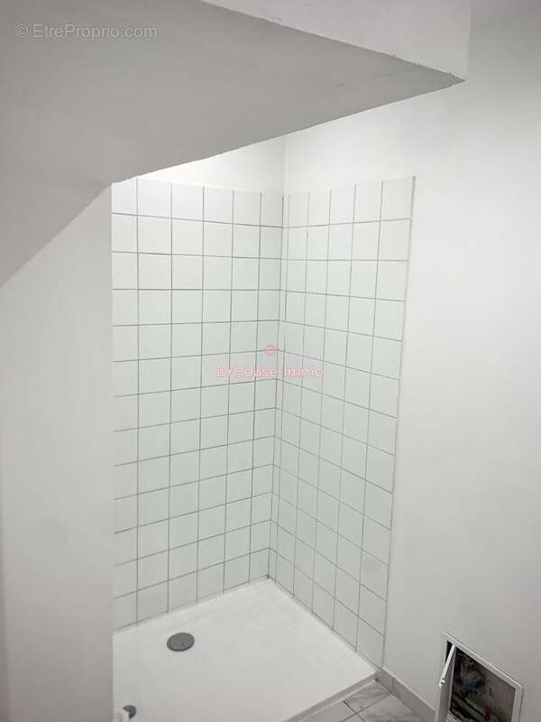 Commerce à MARSEILLE-3E