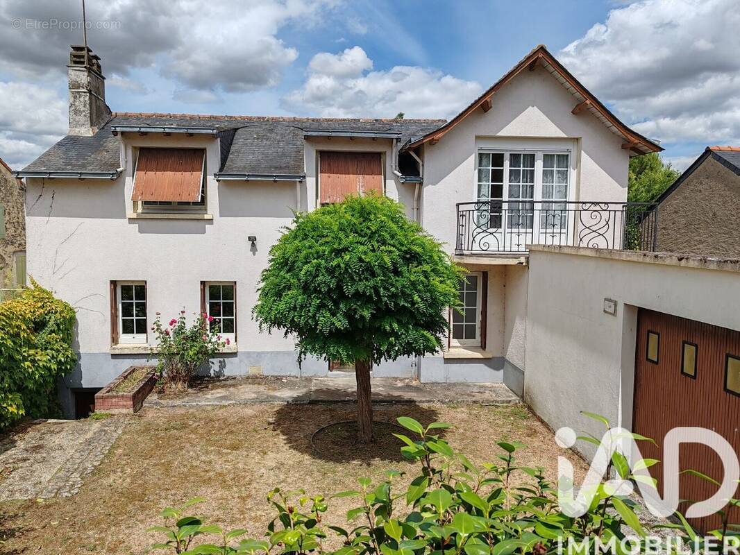Photo 1 - Maison à AUBIGNE-SUR-LAYON