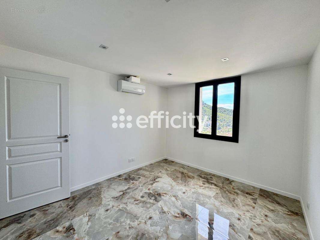 Maison à TOULON