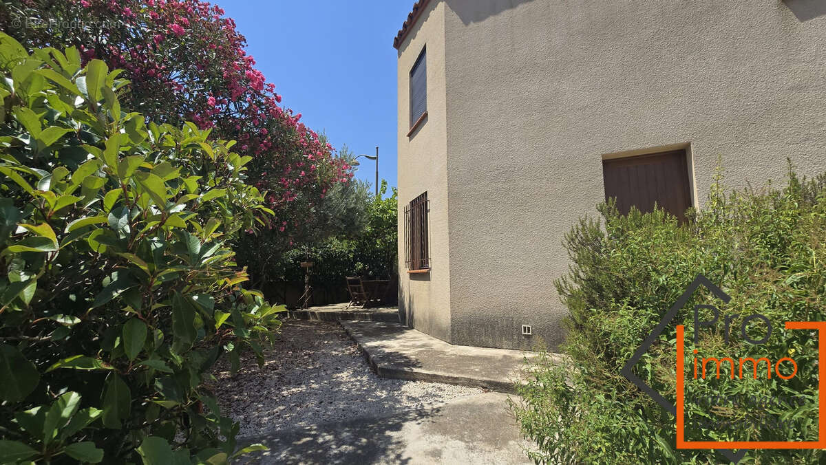 Maison 3 faces de 85 m2 avec garage et jardin - photo 12