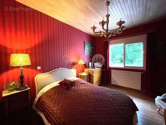 Maison à BLANQUEFORT